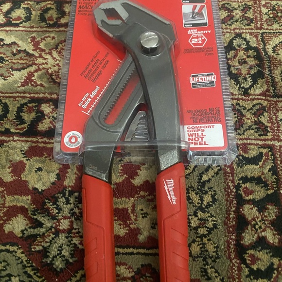 Milwaukee Red Hex Jaw Pliers - Picture 3 of 4